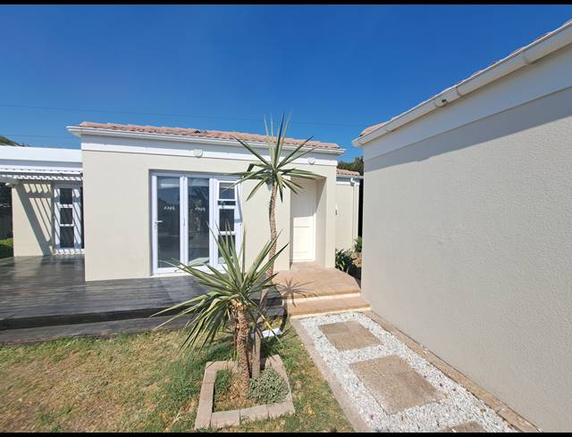 3 BEDROOM GATED ESTATE TO LET IN SUNNINGDALE